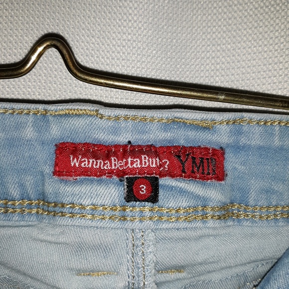 Jean's - Picture 2 of 2